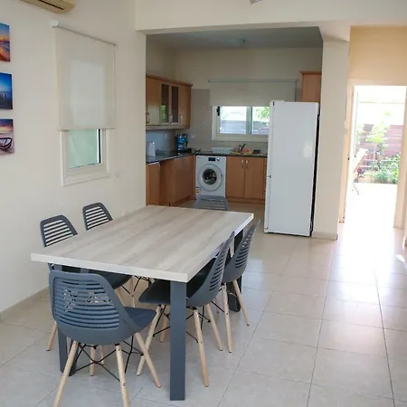 Pernera Exclusive Holiday home *